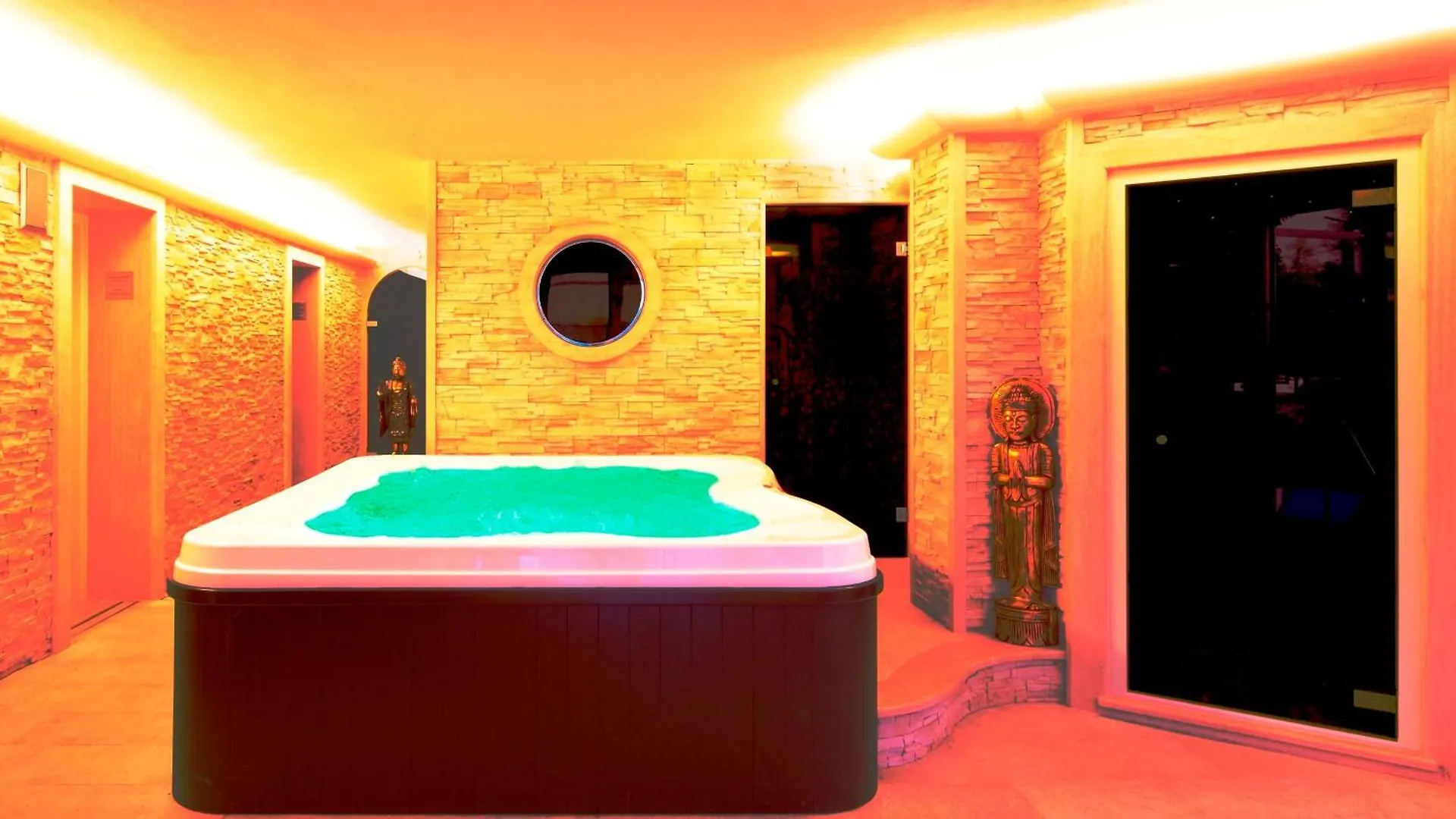 Residence Domaso 3*,