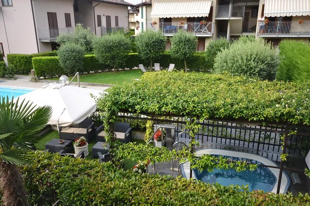 Residence Domaso 3*,  Italy